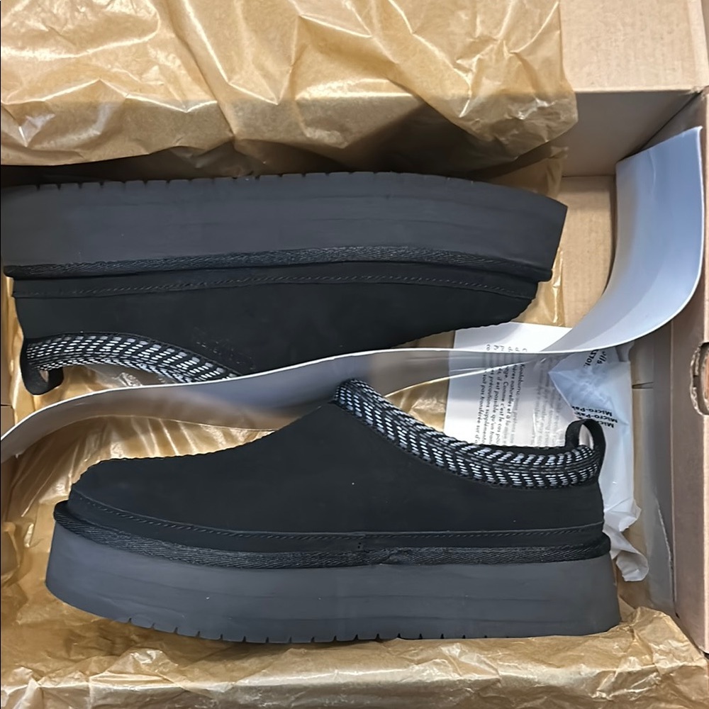 Women's Black Slip-On Platform Shoes
